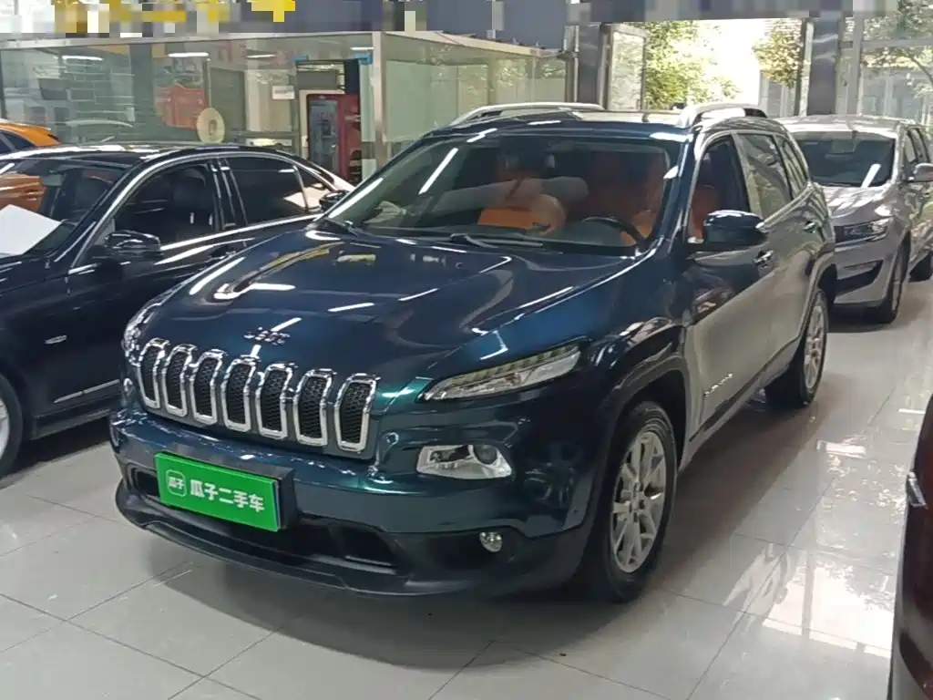 Jeep Cherokee — миниатюра 2