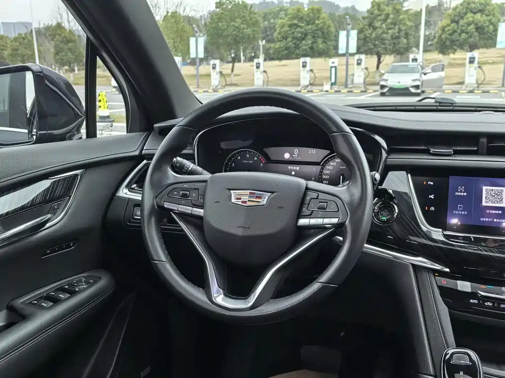 Cadillac XT6 — миниатюра 13