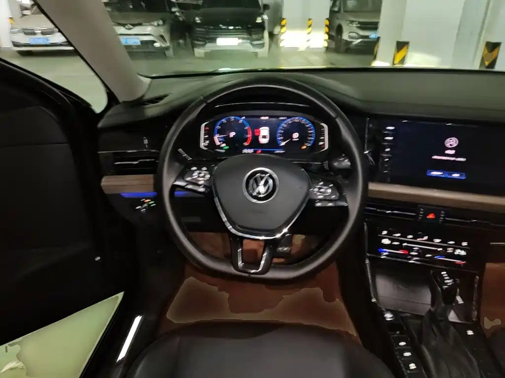 Volkswagen Passat — миниатюра 11