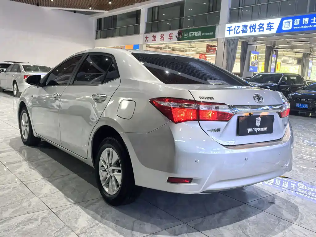 Toyota Corolla — миниатюра 6