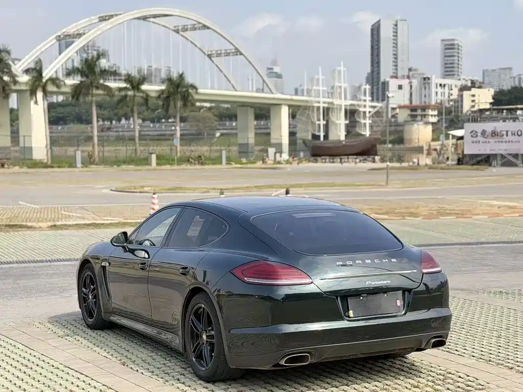 Porsche Panamera — миниатюра 4