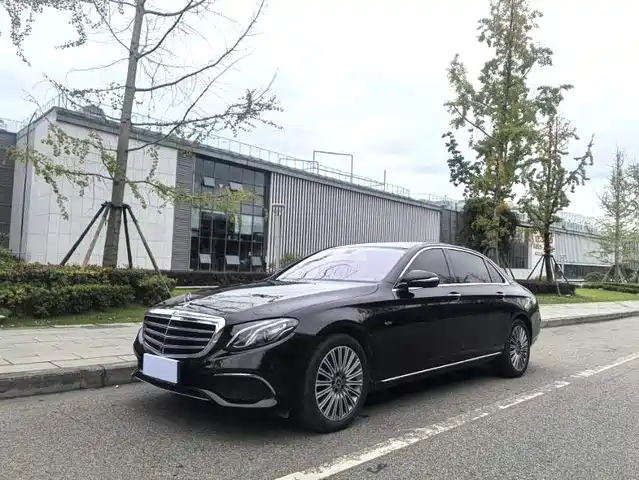 MERCEDES-BENZ  E CLASS