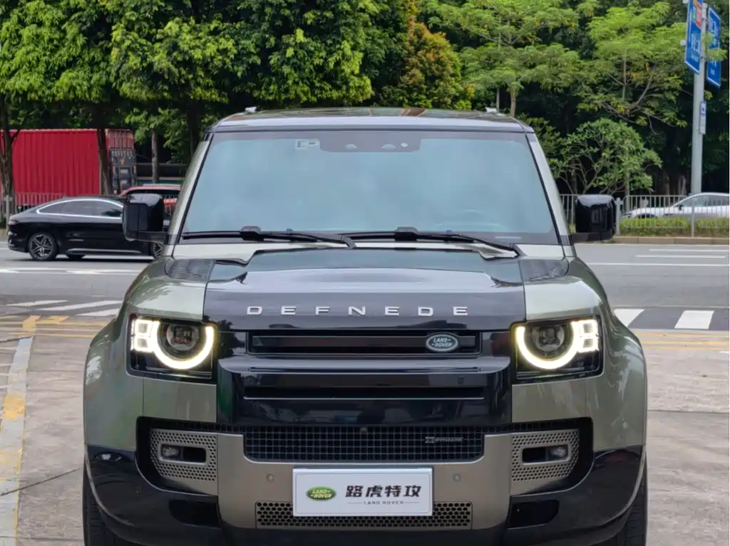 Land Rover Defender — миниатюра 2