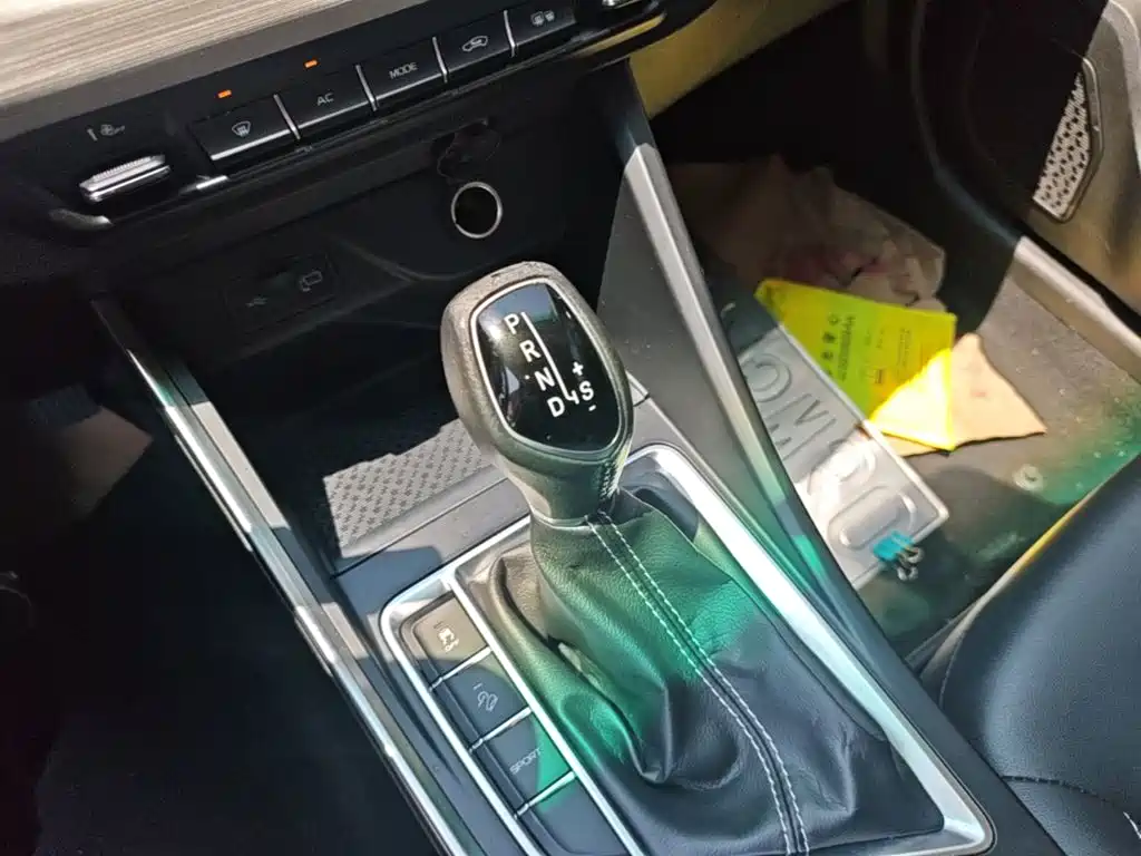Geely Vision X3 — миниатюра 14