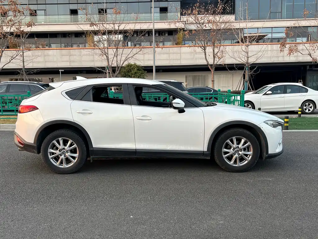 MAZDA CX 4