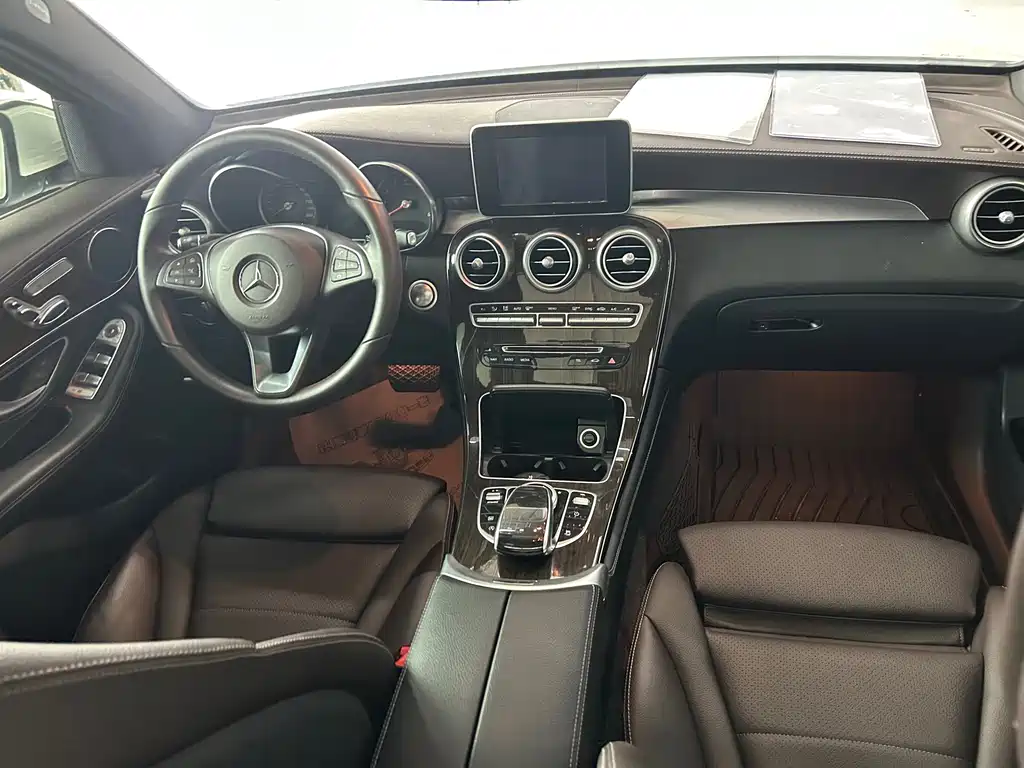 Mercedes-Benz GLC — миниатюра 3