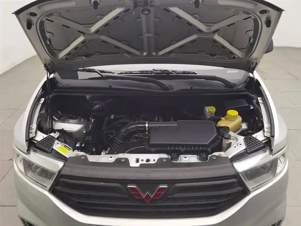 Wuling V 2021 1.5L LAR