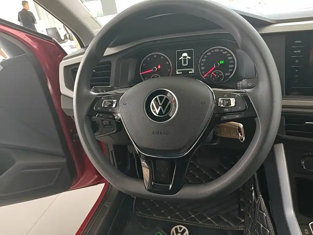 Volkswagen Polo — миниатюра 11
