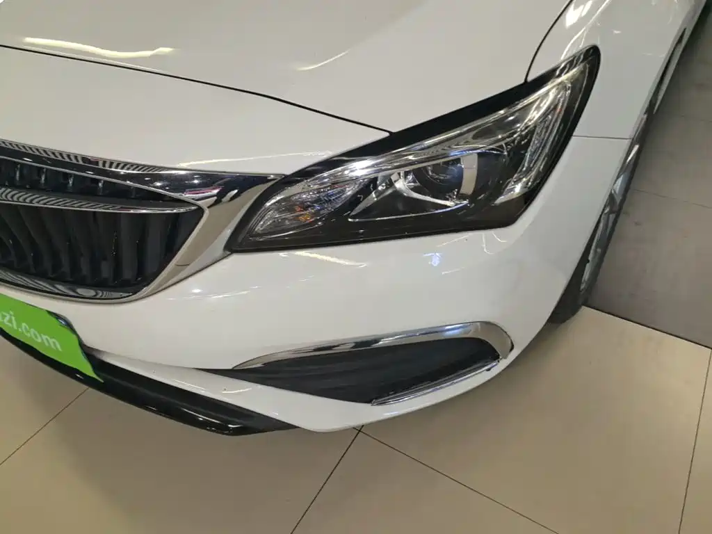 Buick Verano — миниатюра 24