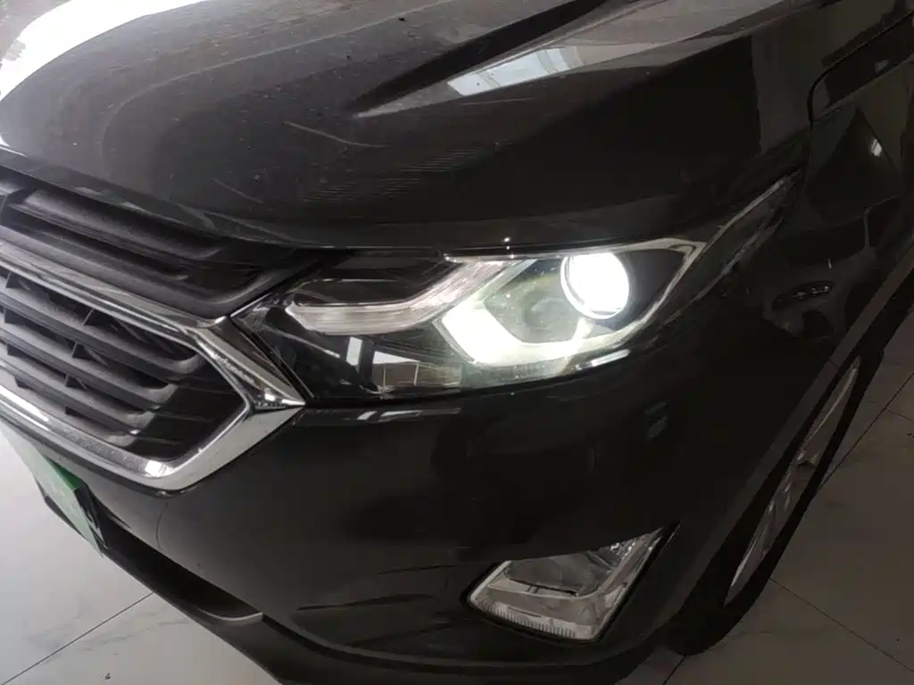 Chevrolet Equinox — миниатюра 24