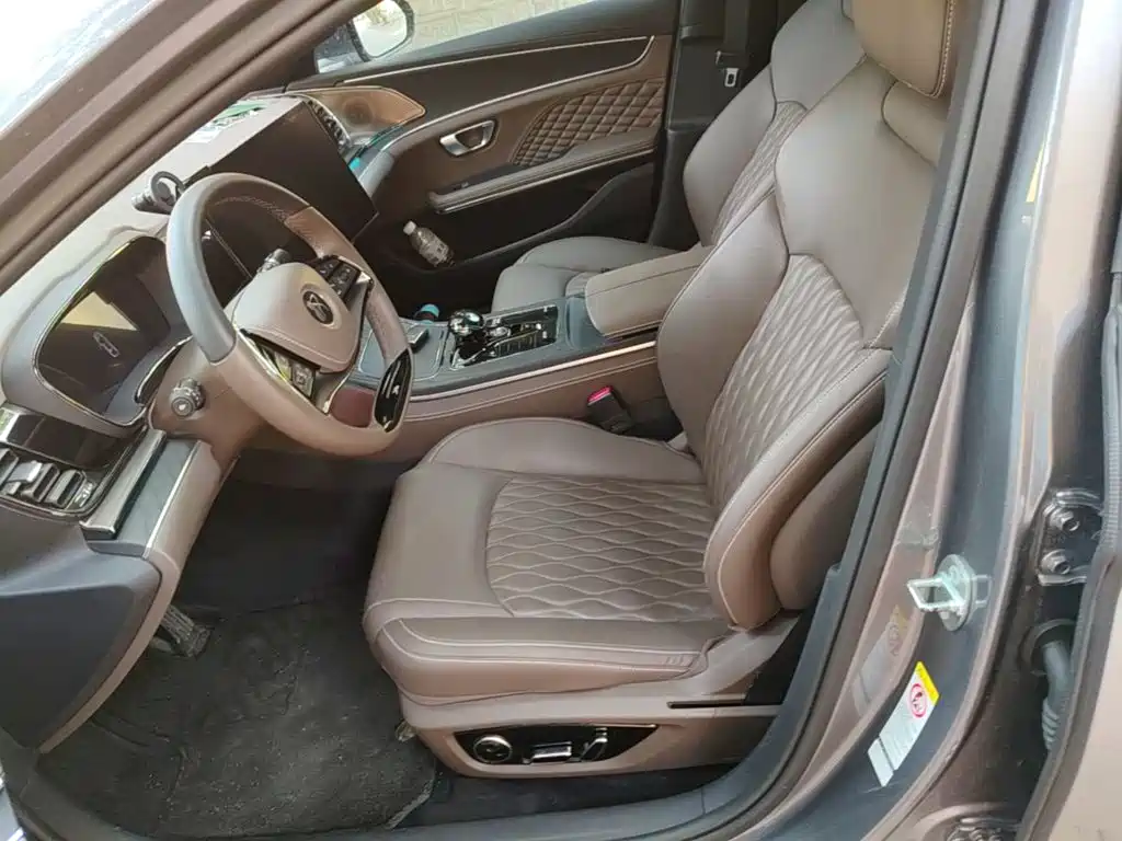 BYD Han — миниатюра 15