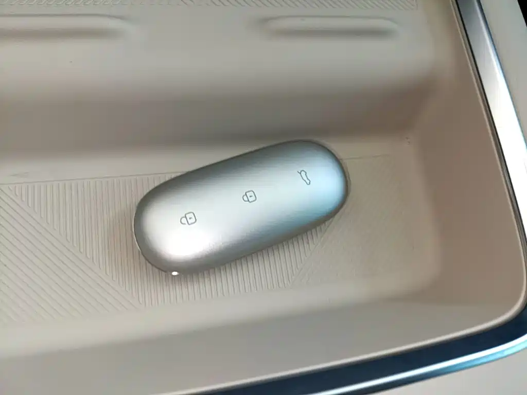 Li Auto Li L6 — миниатюра 9