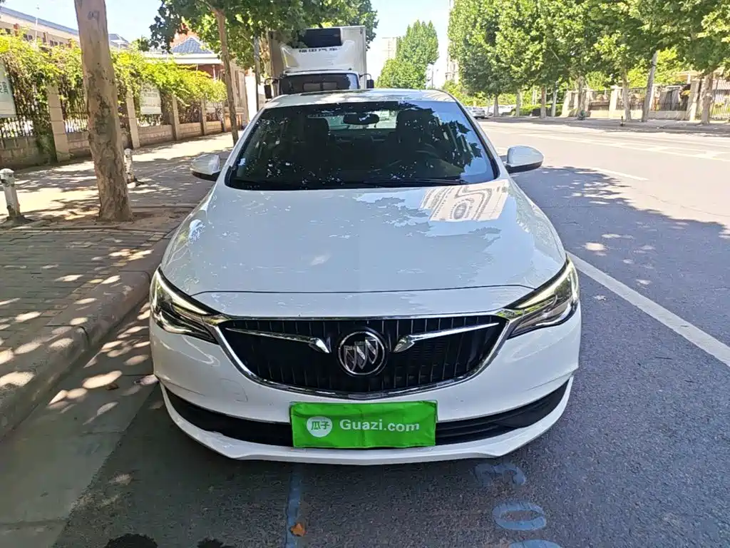 Buick Excelle — миниатюра 3