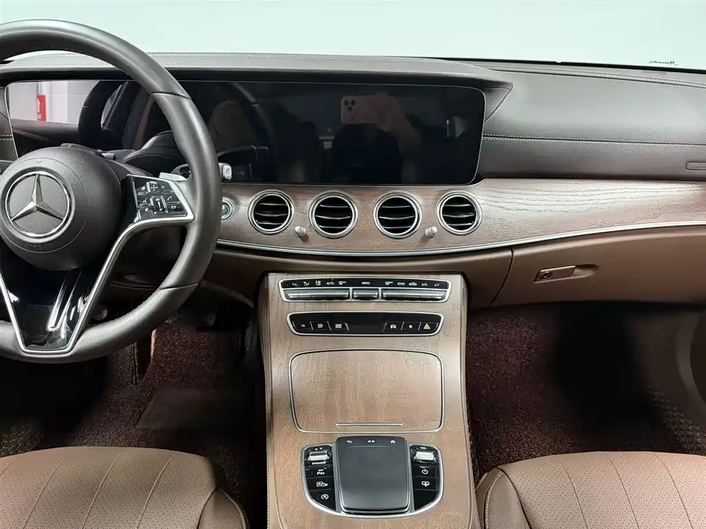 Mercedes-Benz E-Class E 2023 E 300 L Luxury