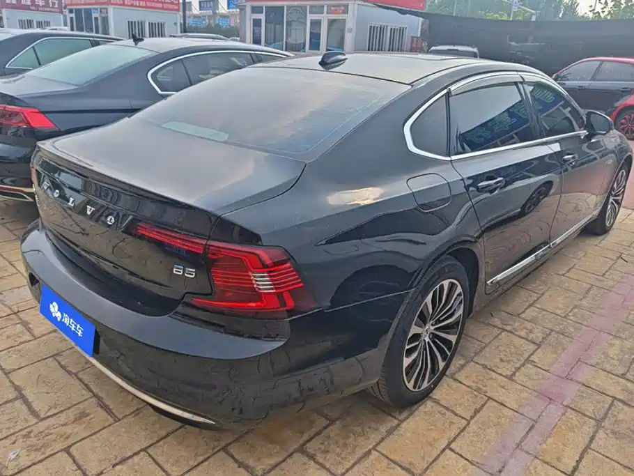 Volvo S90 — миниатюра 3