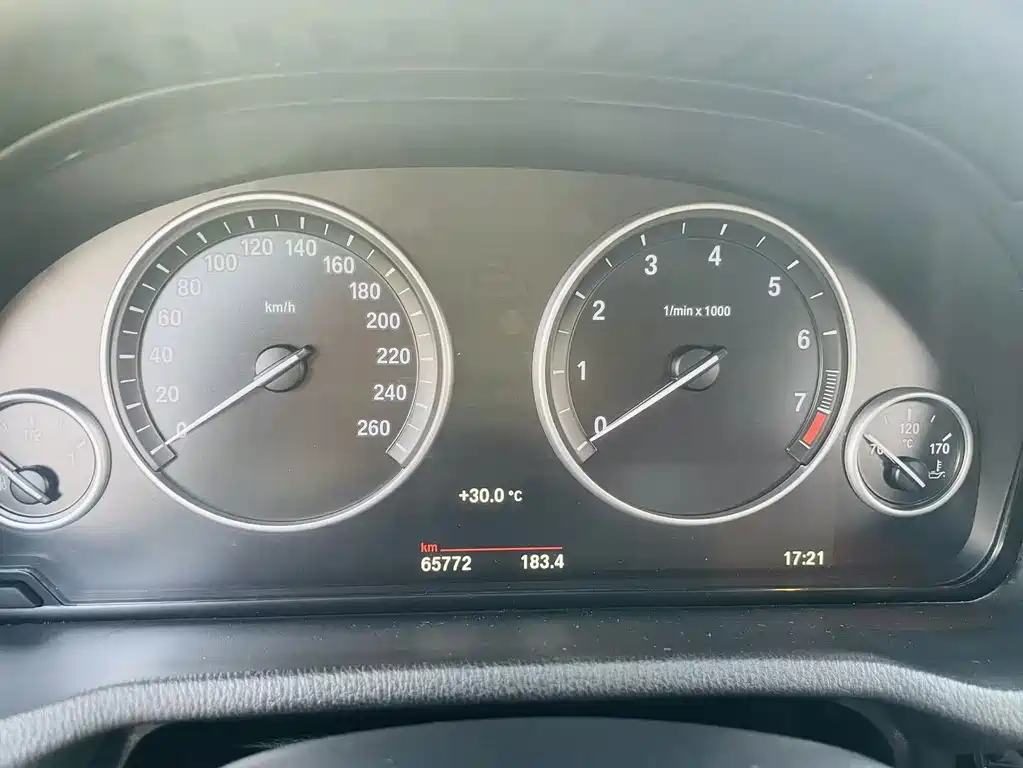 BMW X4 — миниатюра 13