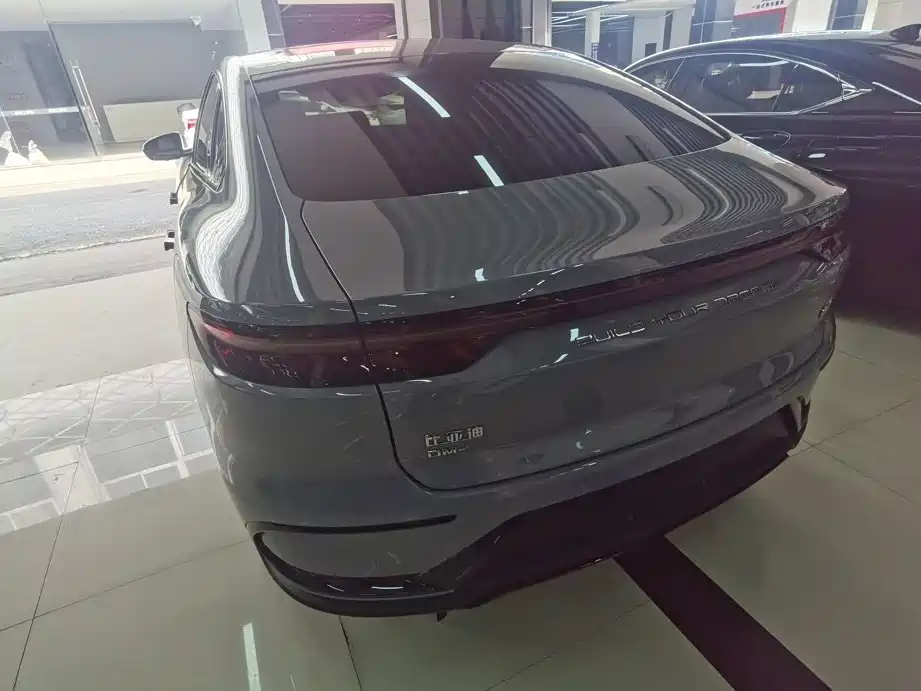 BYD Han — миниатюра 5