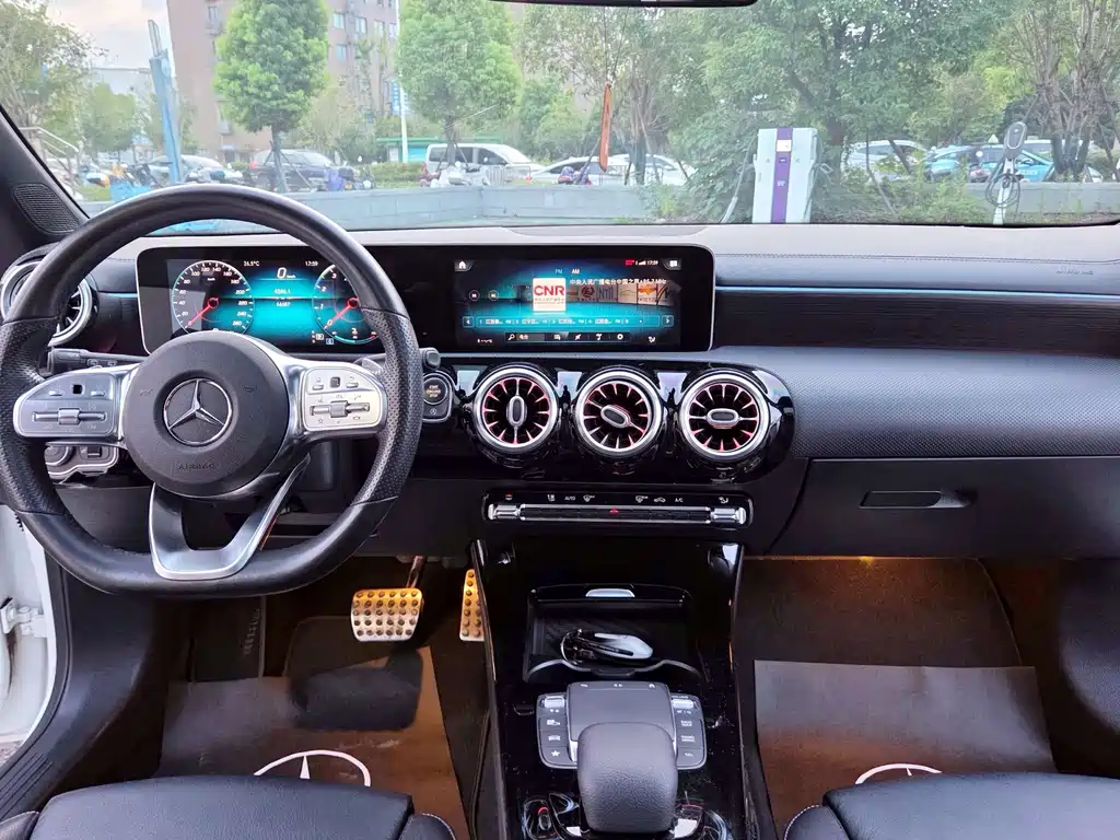 Mercedes-Benz CLA (Import) — миниатюра 9