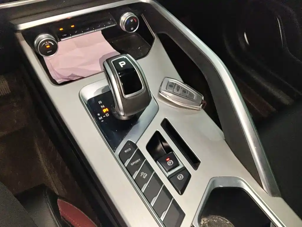 Geely Binyue — миниатюра 21
