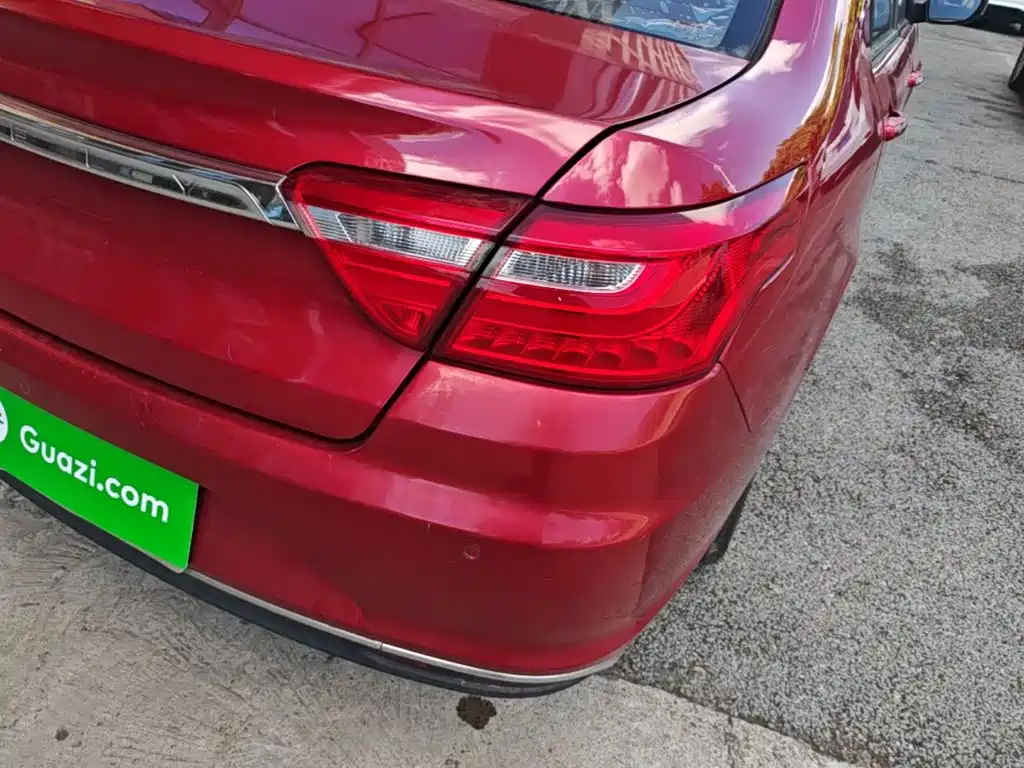 Geely Vision — миниатюра 8