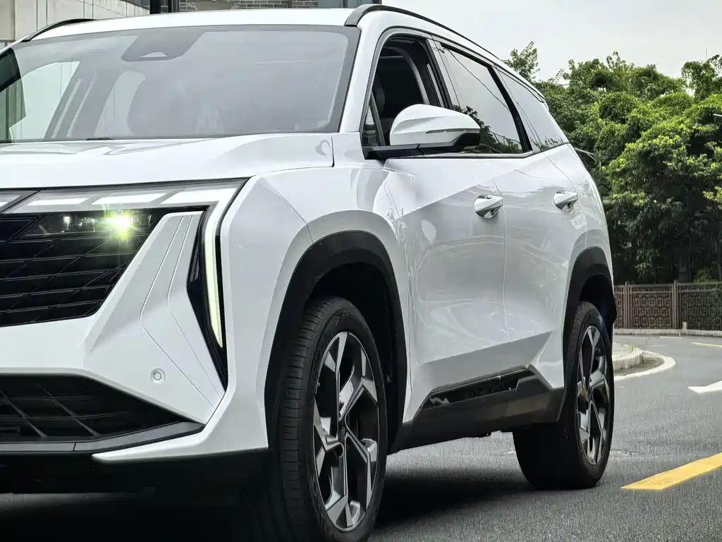 Geely Boyue L — миниатюра 4