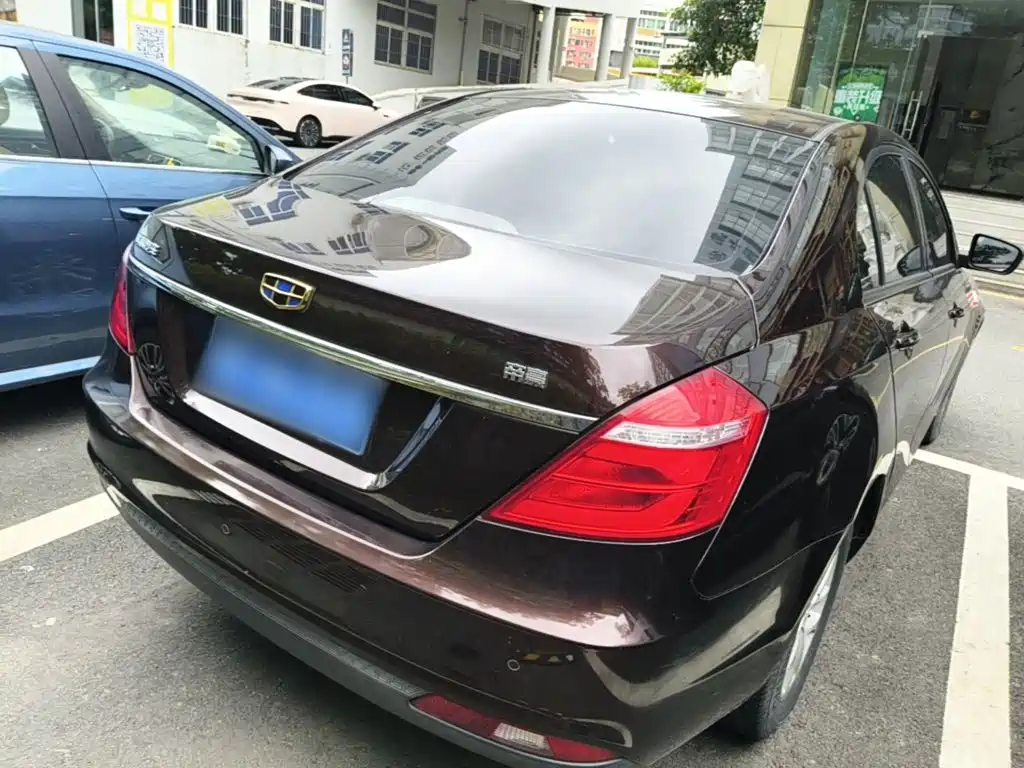 Geely Emgrand — миниатюра 7