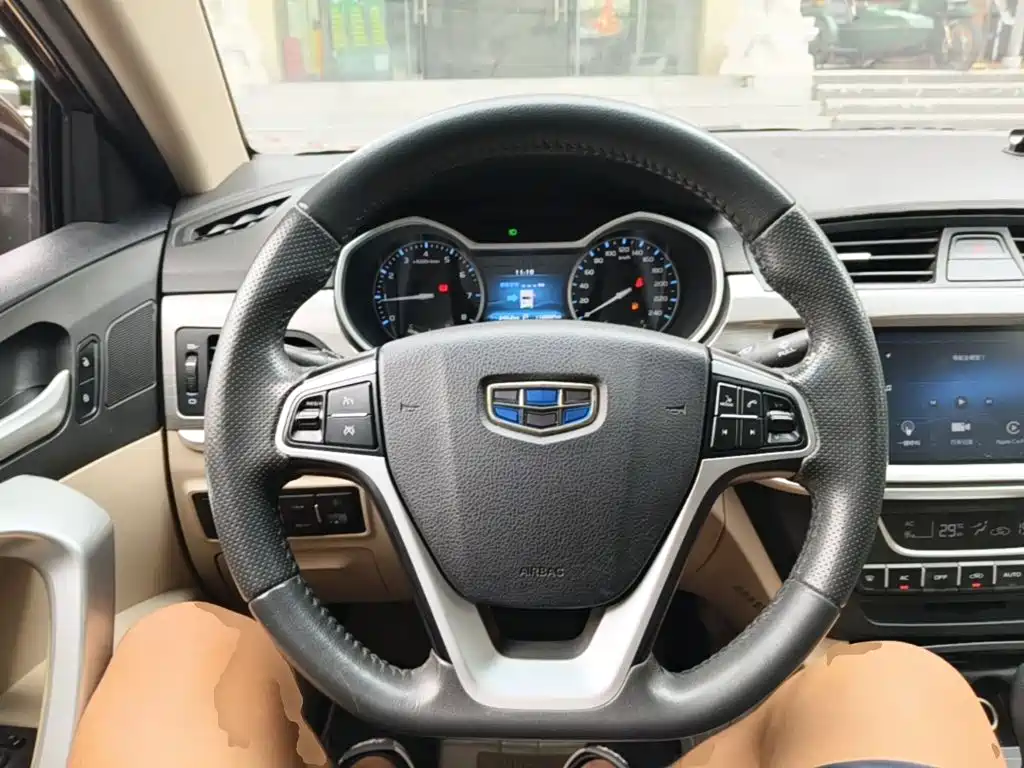 Geely Emgrand — миниатюра 11