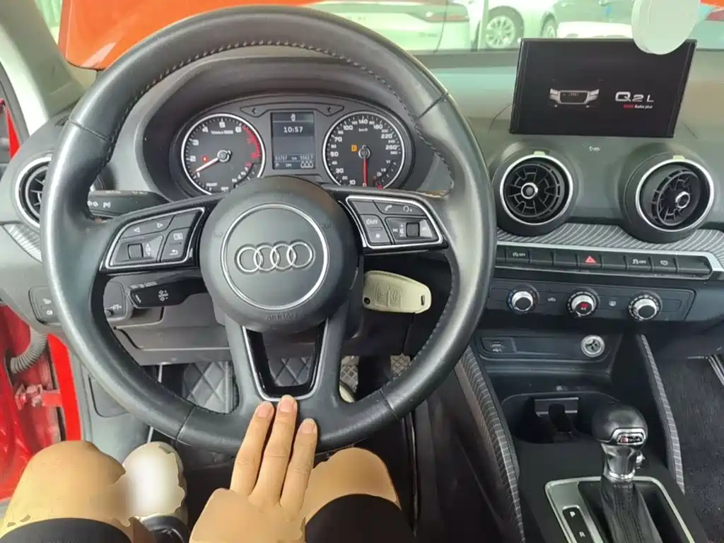 Audi Q2L — миниатюра 10