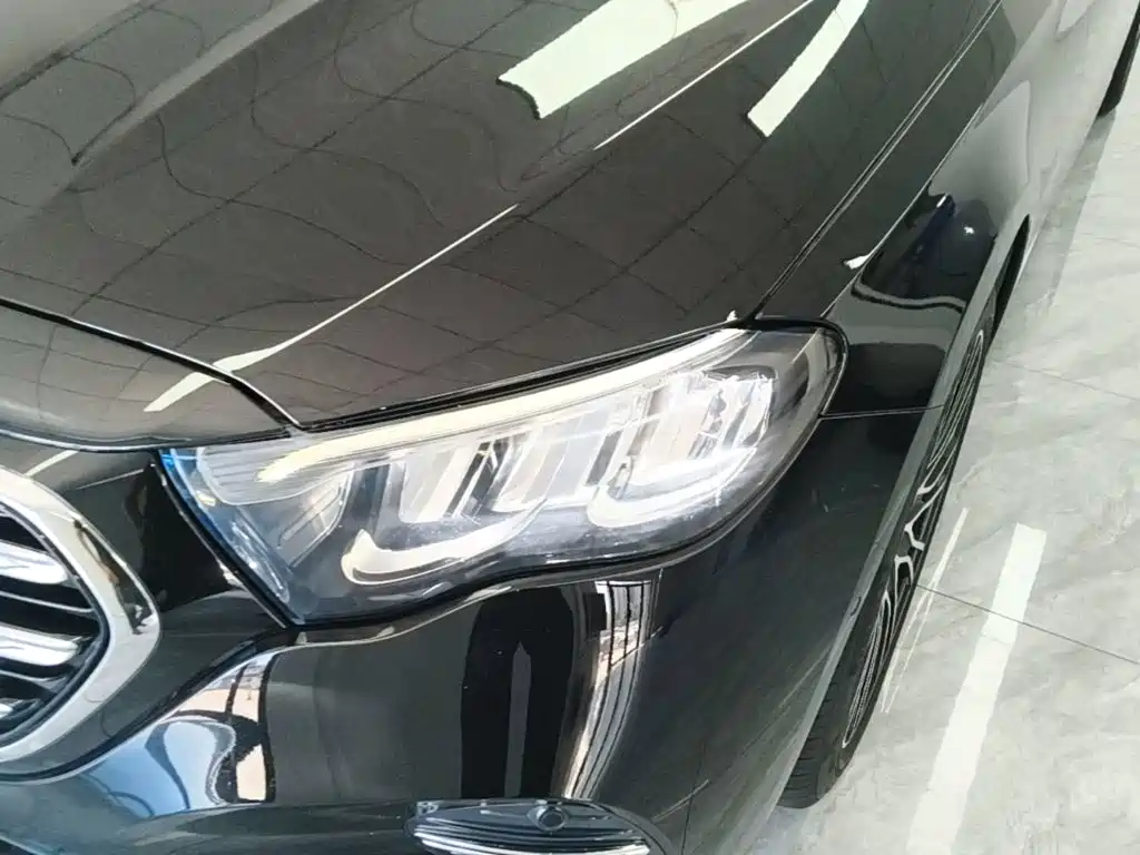 Mercedes-Benz E-Class — миниатюра 24
