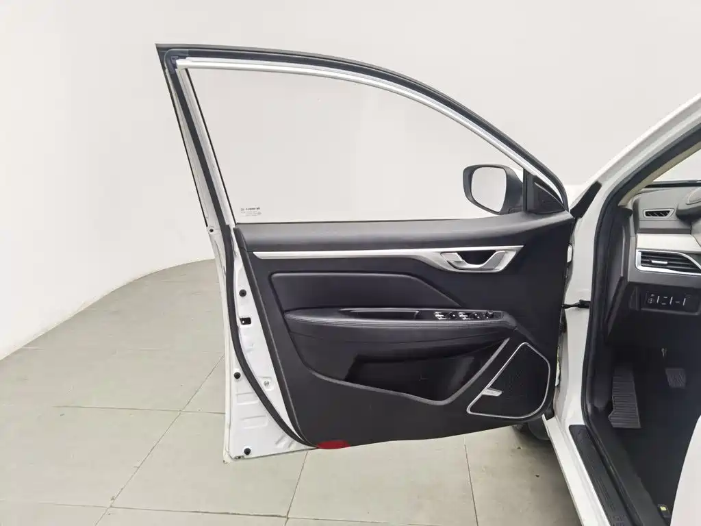 Geely Vision — миниатюра 8