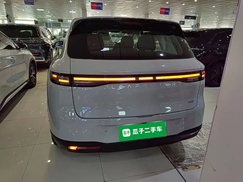 Leapmotor Leapmotor B10 — миниатюра 6