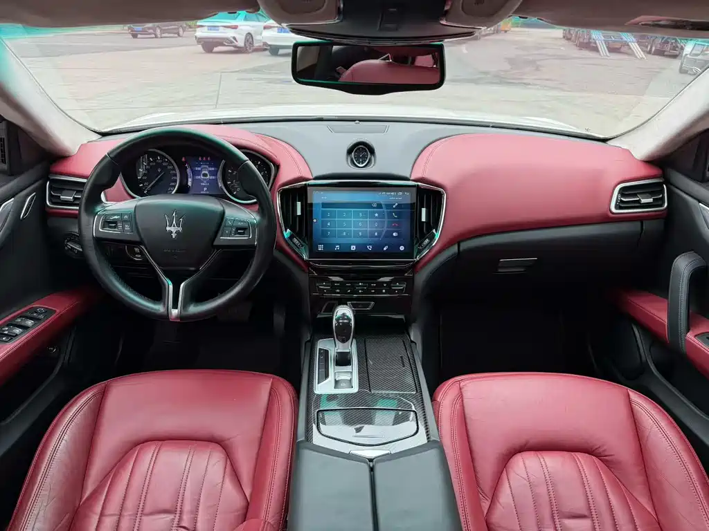 Maserati Ghibli — миниатюра 6
