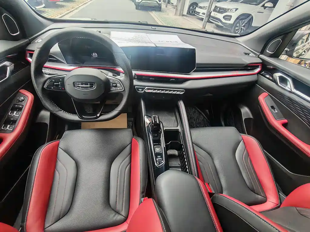 Geely Binyue — миниатюра 6