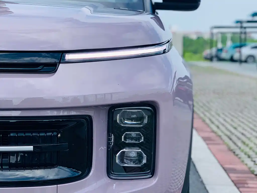 Geely Icon 2025 1.5TD