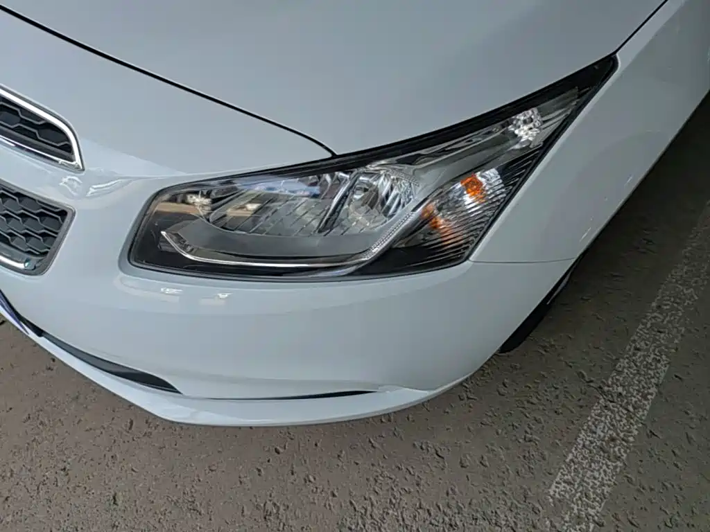 Chevrolet Cruze — миниатюра 24