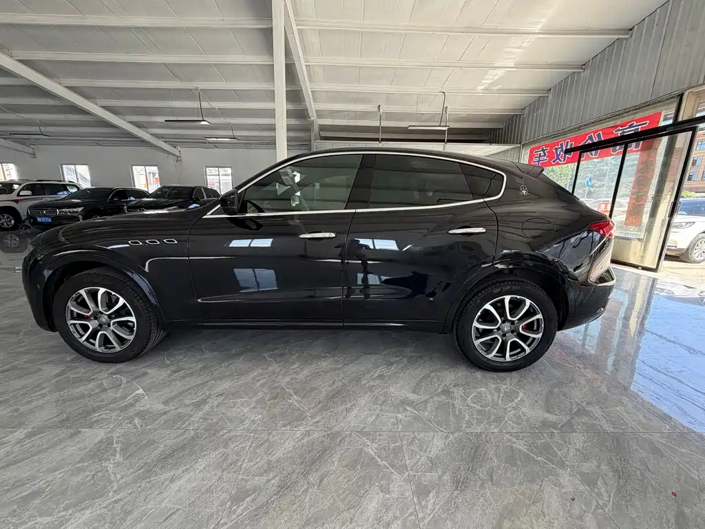Maserati Levante — миниатюра 3