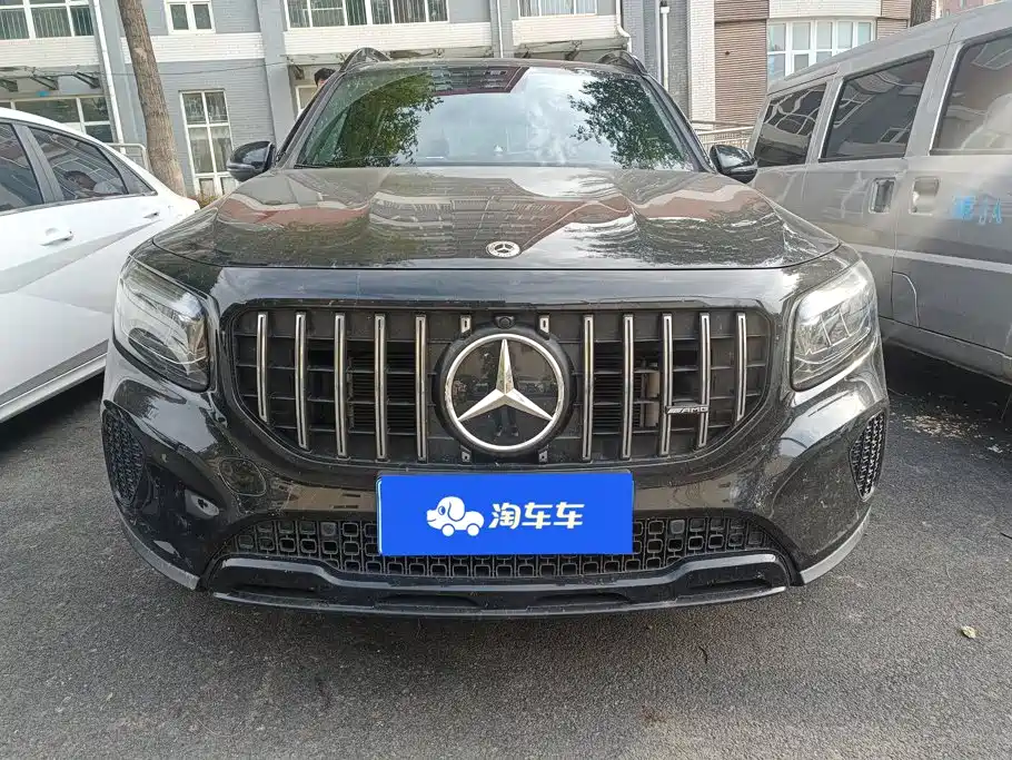 Mercedes-Benz GLB — миниатюра 2