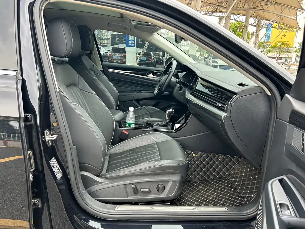 Volkswagen Passat — миниатюра 12