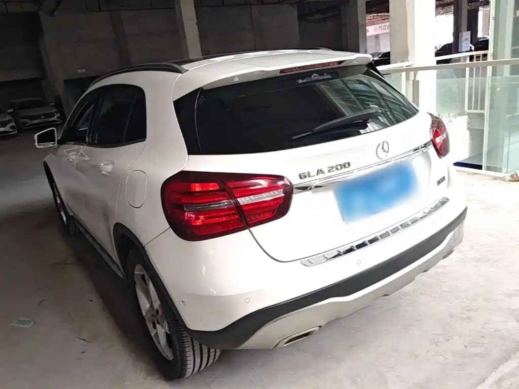 Mercedes-Benz GLA — миниатюра 5