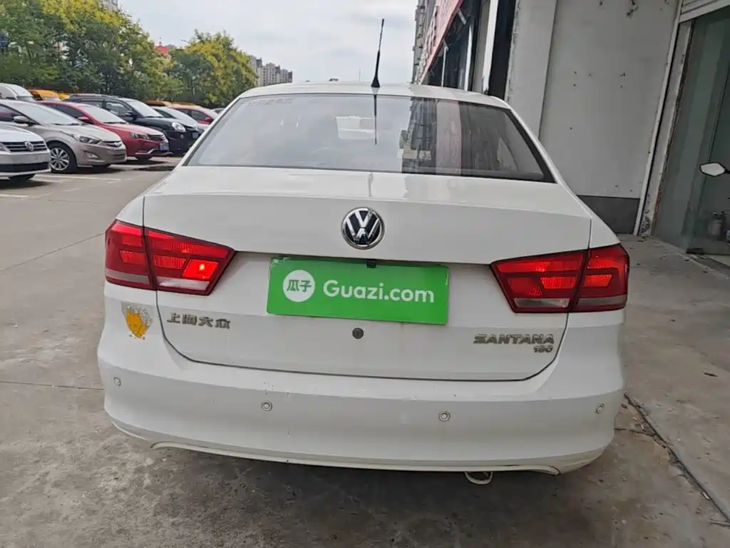 Volkswagen Santana — миниатюра 4