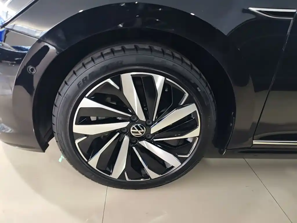 Volkswagen Passat — миниатюра 23
