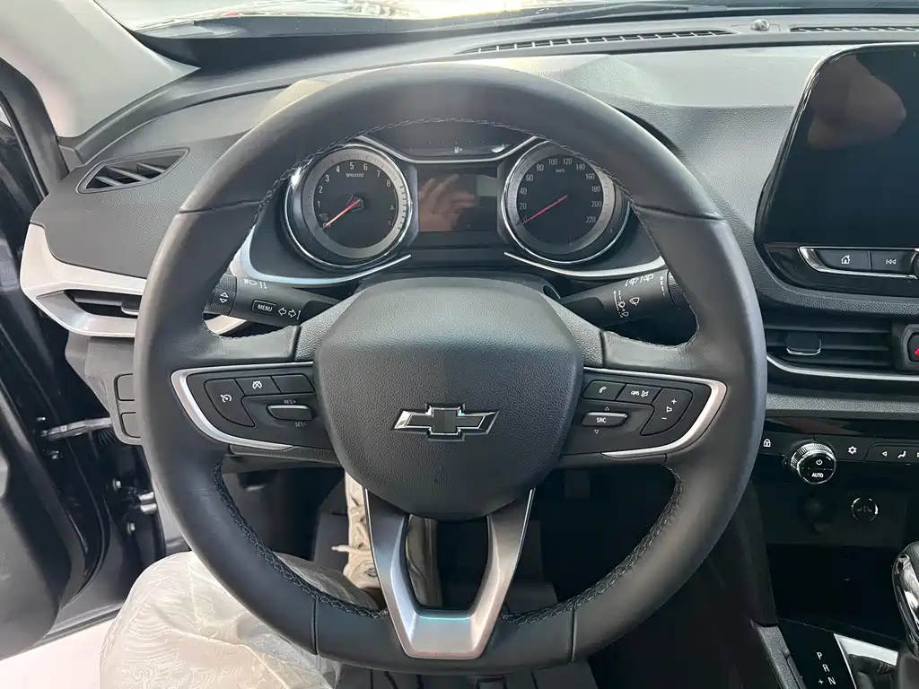 Chevrolet Volando — миниатюра 14