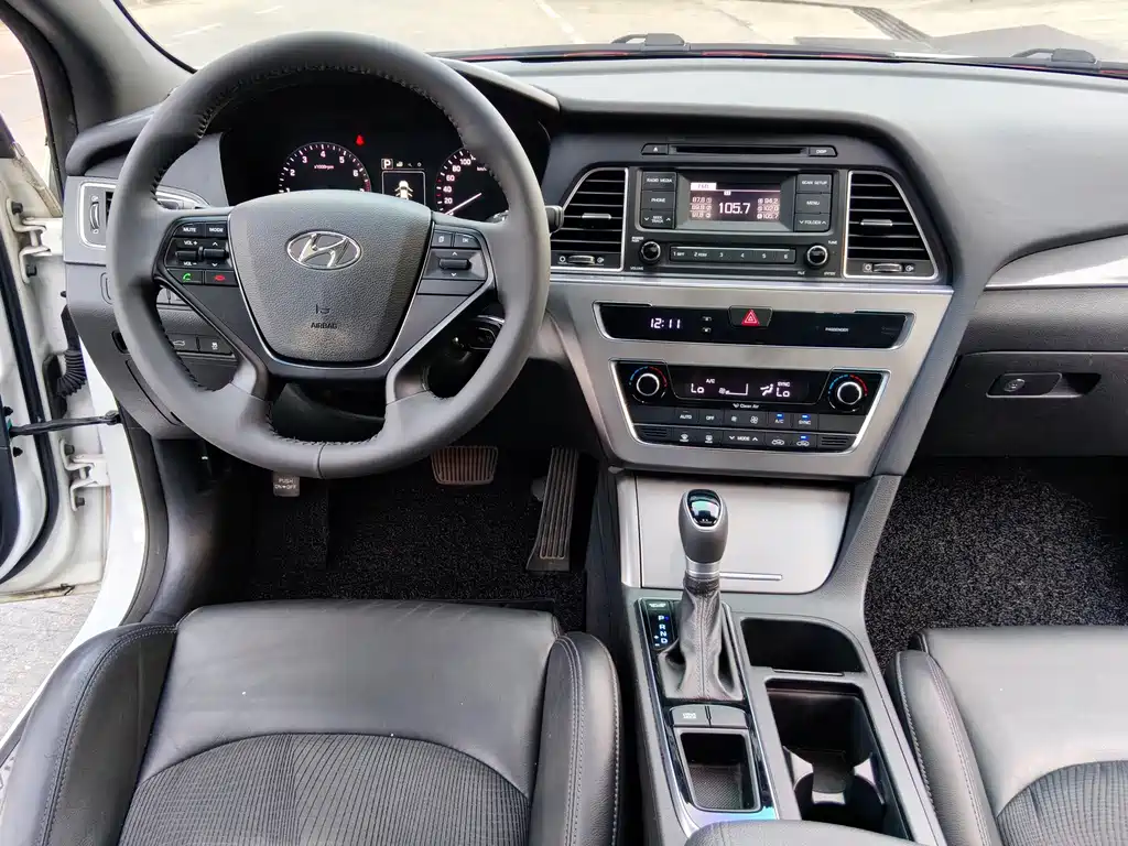 Hyundai Sonata — миниатюра 9