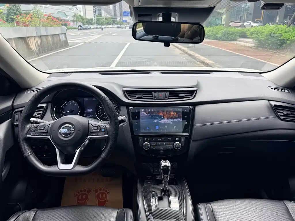 Nissan X-Trail — миниатюра 13