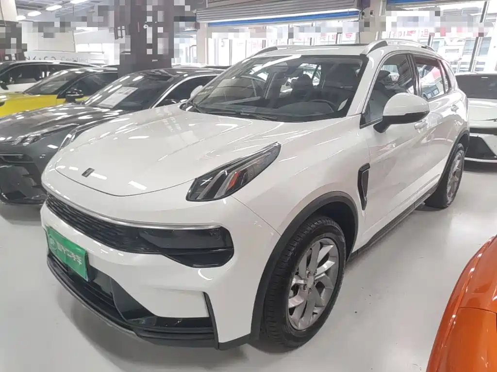Lynk & Co 01 — миниатюра 2