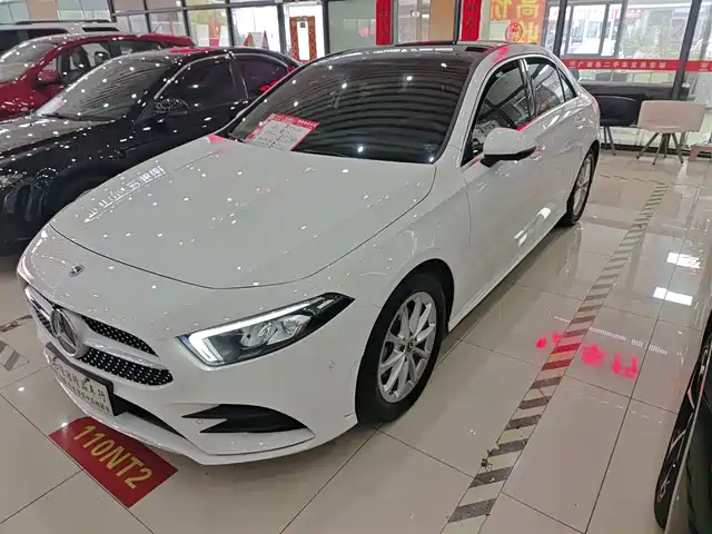 MERCEDES-BENZ  A CLASS