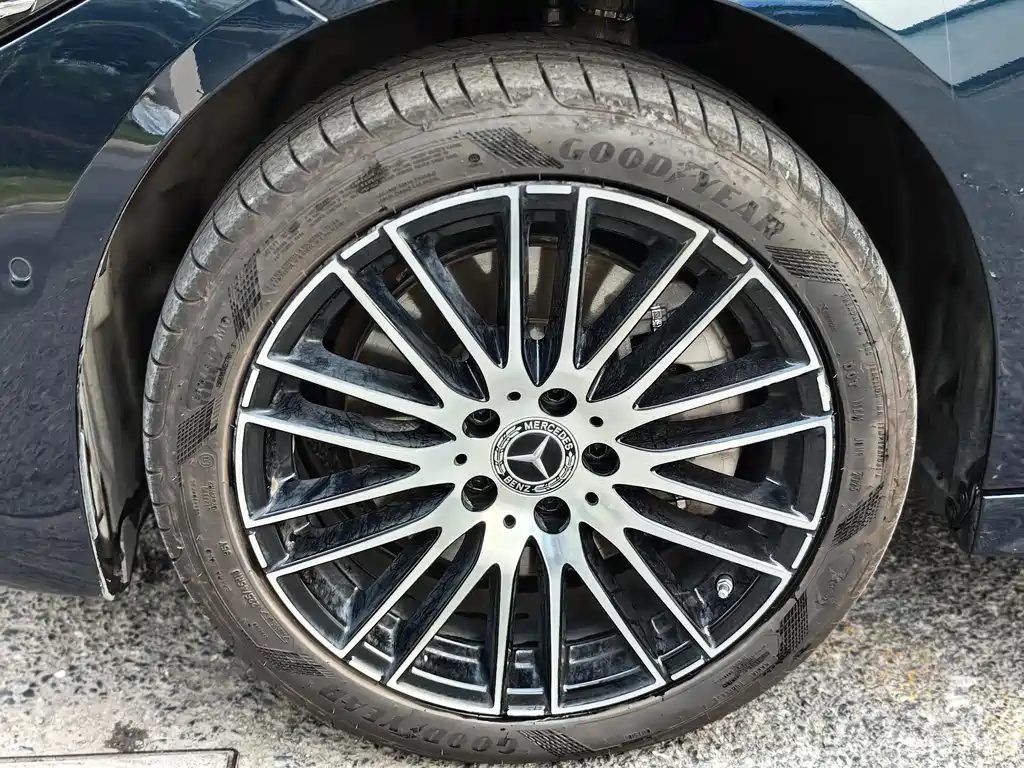 Mercedes-Benz C-Class — миниатюра 4