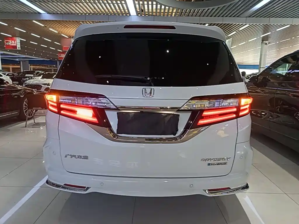 Honda Odyssey — миниатюра 6