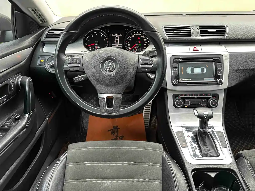 Volkswagen FAW - Passat CC CC 2011 2.0TSI