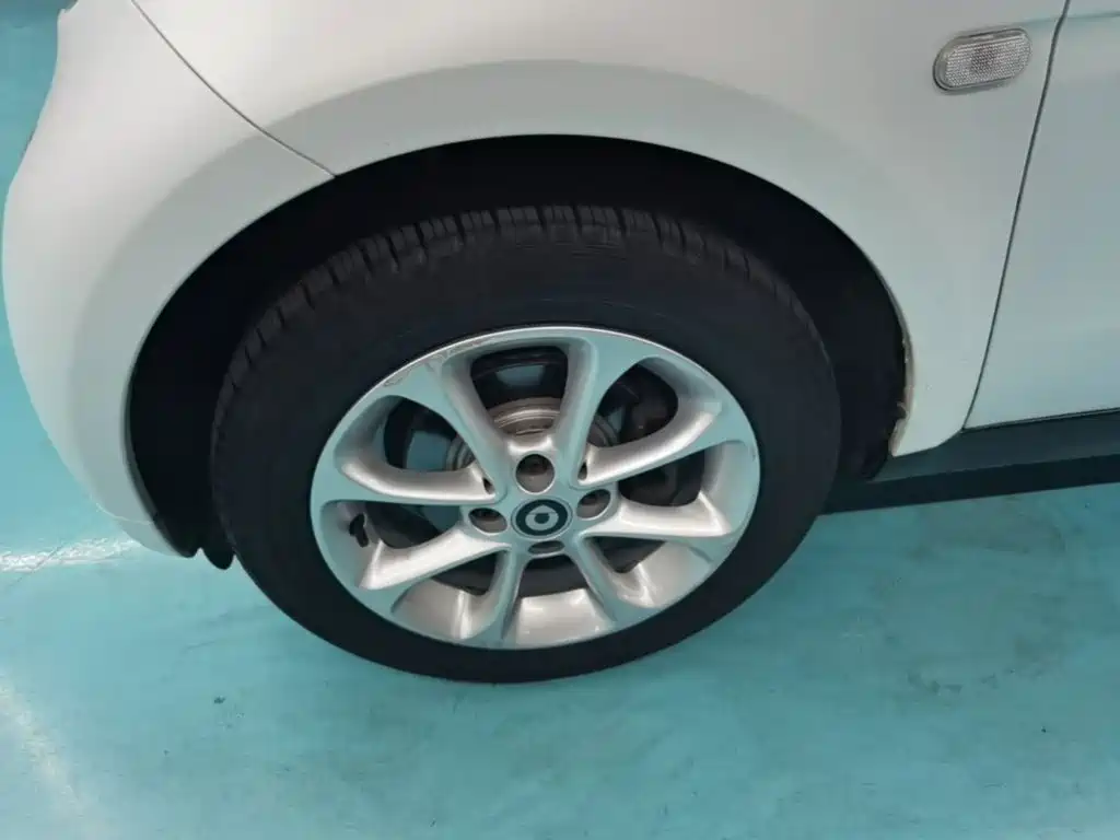smart Smart Fortwo — миниатюра 23